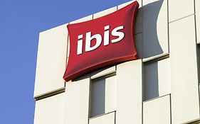 Ibis Barcelona Santa Coloma
